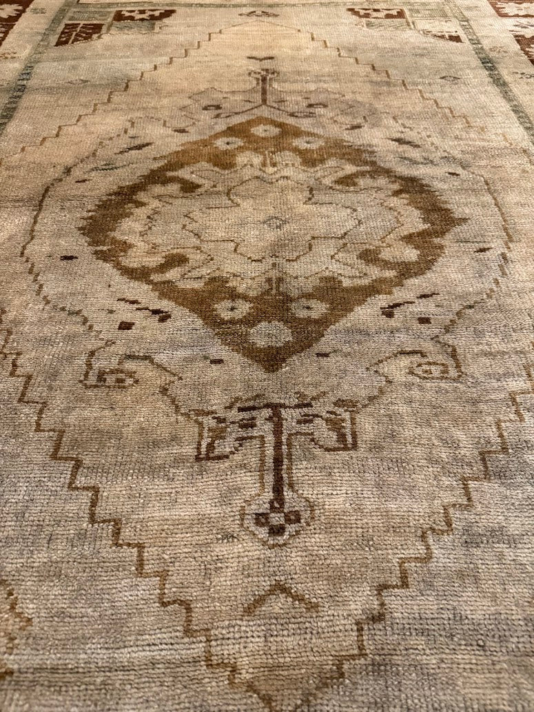Vintage Oushak Rug | 4'7" X 6'6" - photo 9