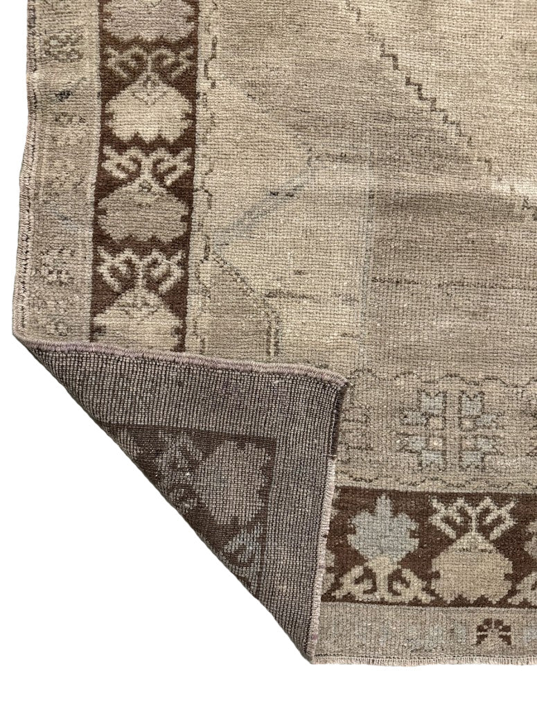 Vintage Oushak Rug | 4'7" X 7'7" - photo 7