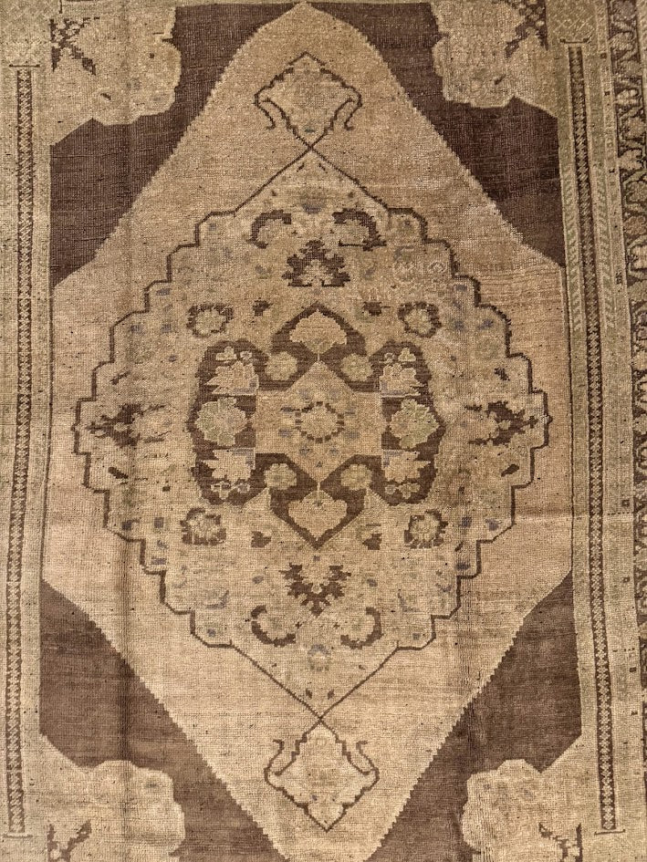 Vintage Oushak Rug | 5'9" X 8'9" - photo 10