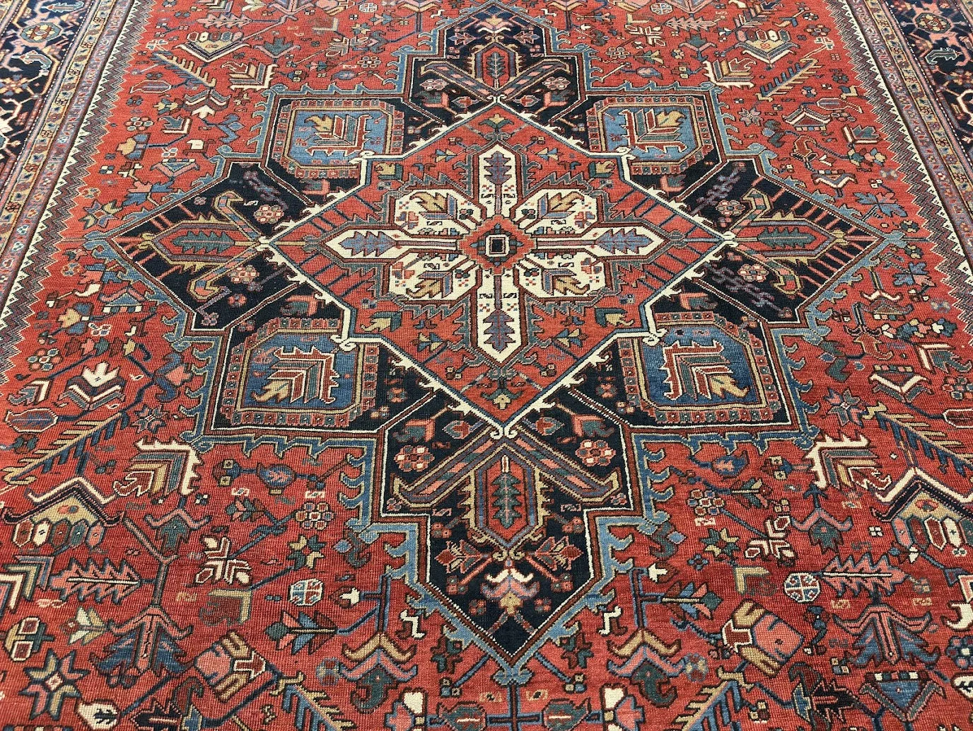 Antique Heriz Rug | 12' X 22'5" - photo 11