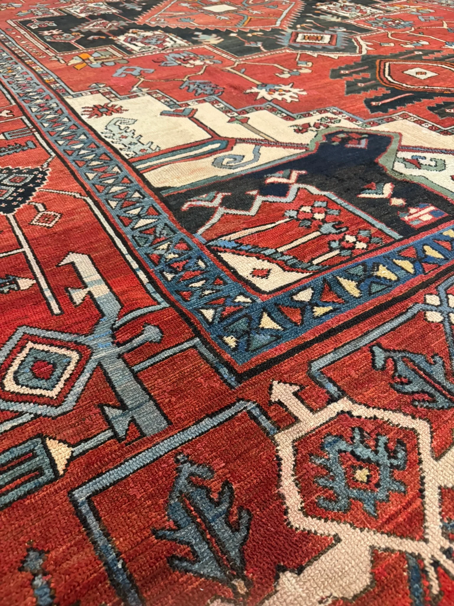 Antique Serapi Rug  11' X 14'10" - photo 8
