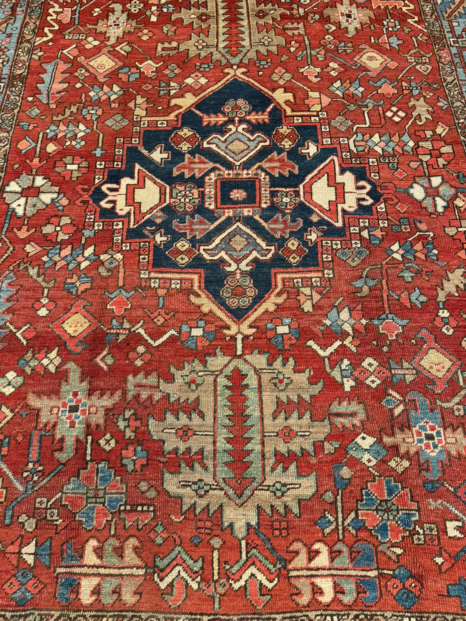 Antique Serapi Heriz Rug | 9' x 12' - photo 4