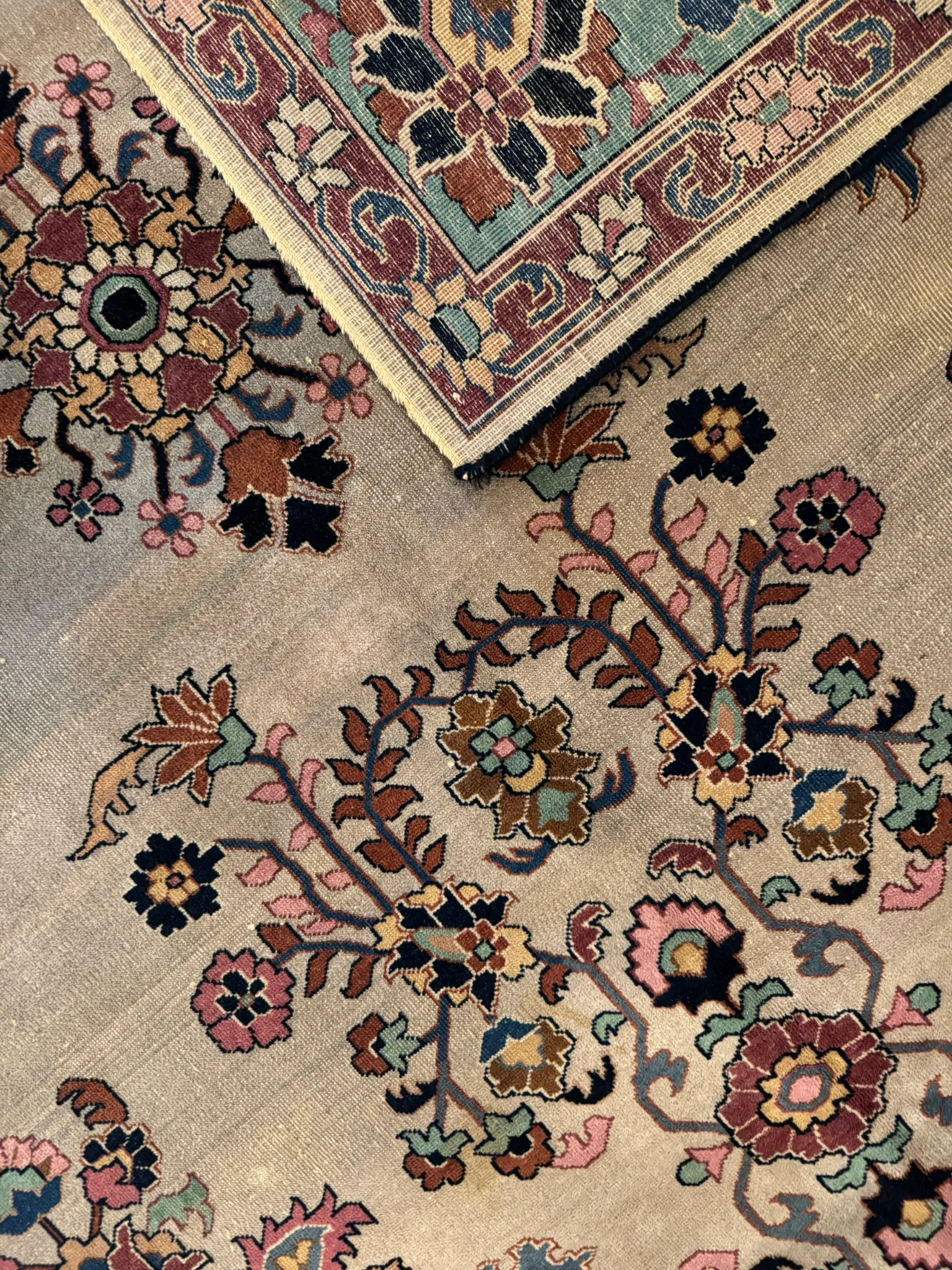 Antique Fine Agra Rug | 10' x 14' - photo 11