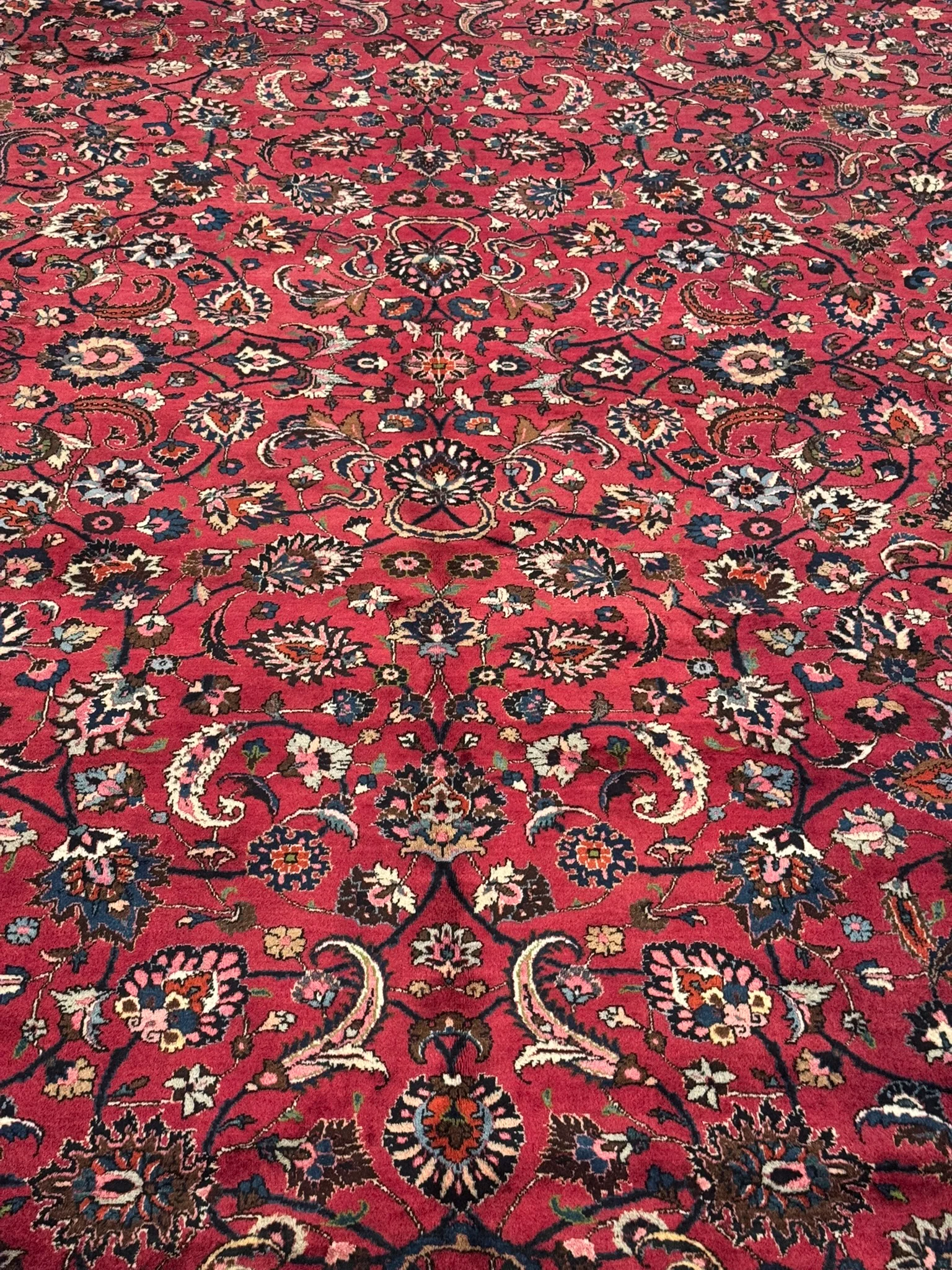 Fine Mashad Rug | 13'5" x 17' - photo 7