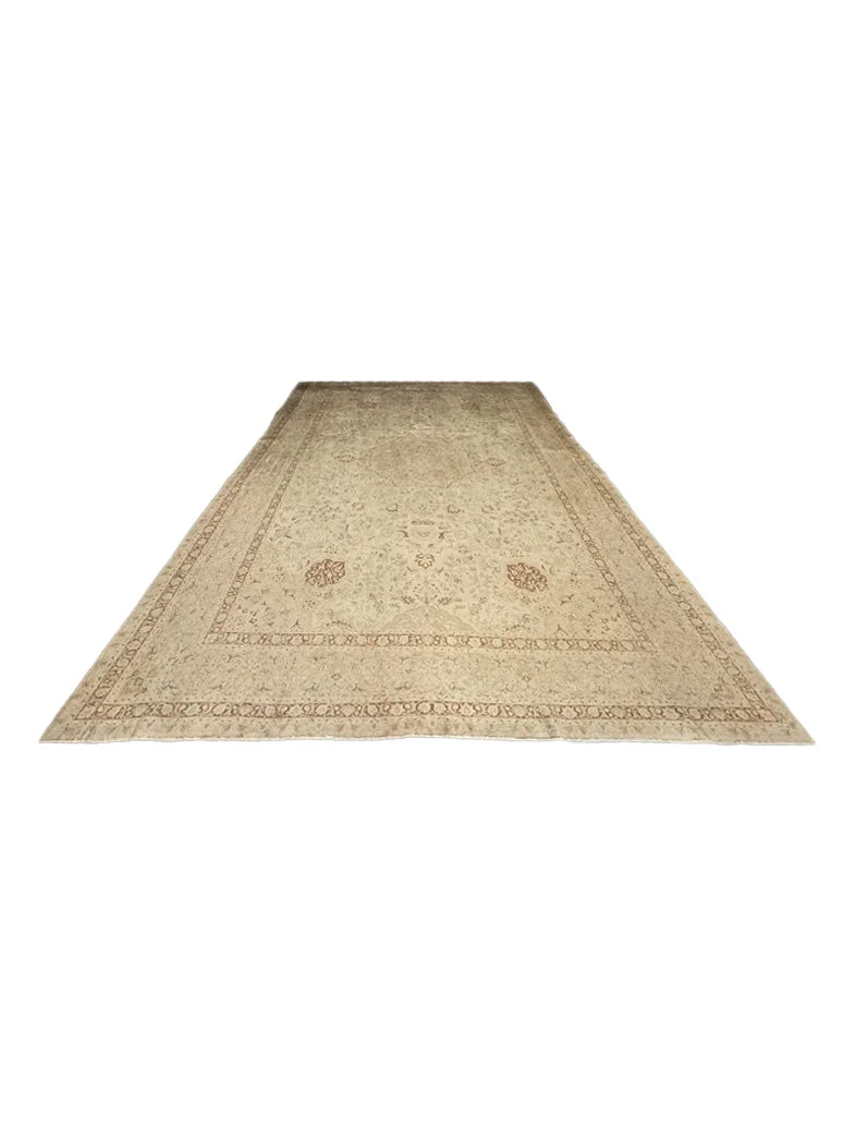 Fine Tabriz Rug | 13' X 19' - photo 3