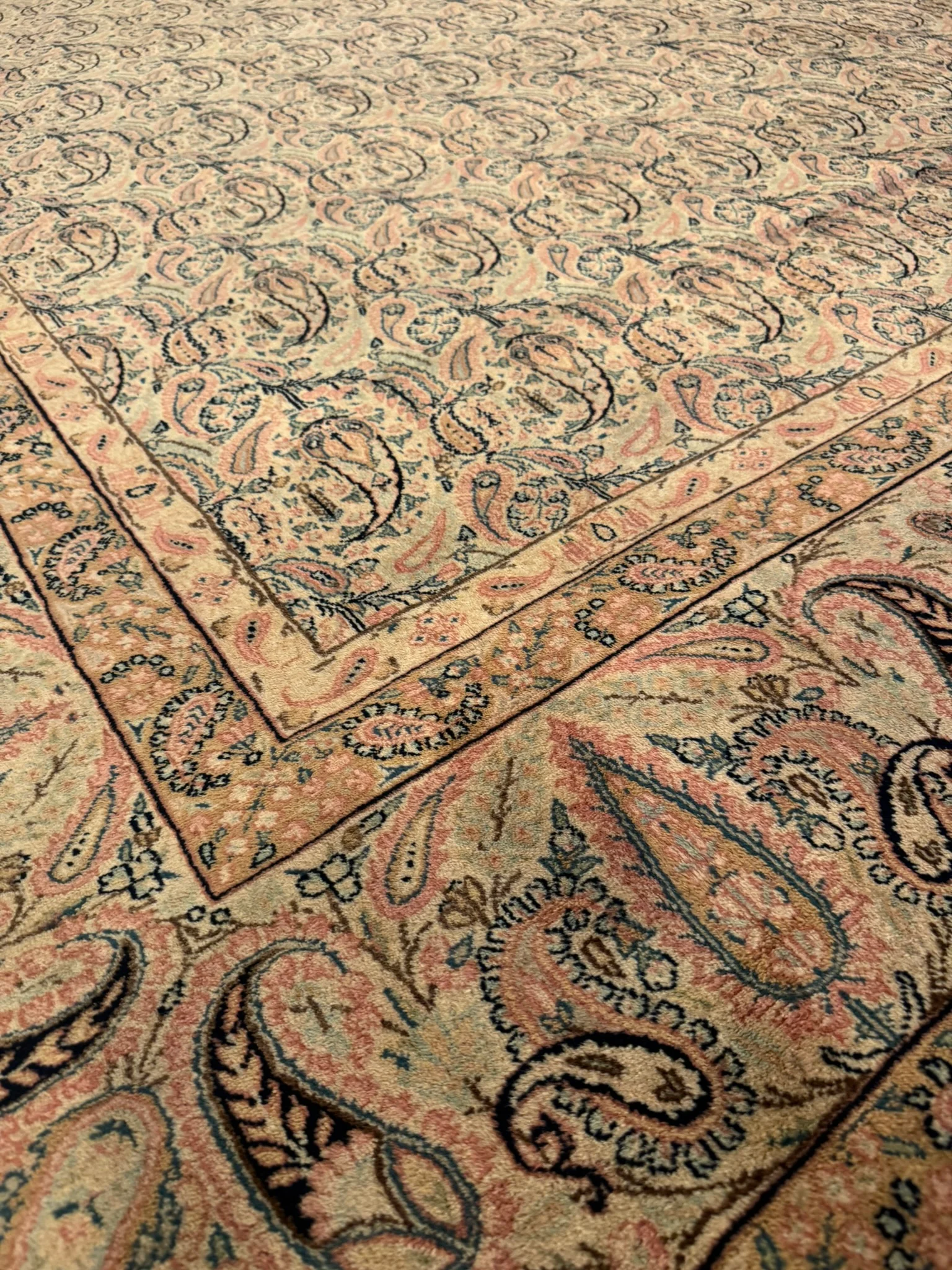 Fine Lavar Kerman Rug | 11'5" x 16'5" - photo 8