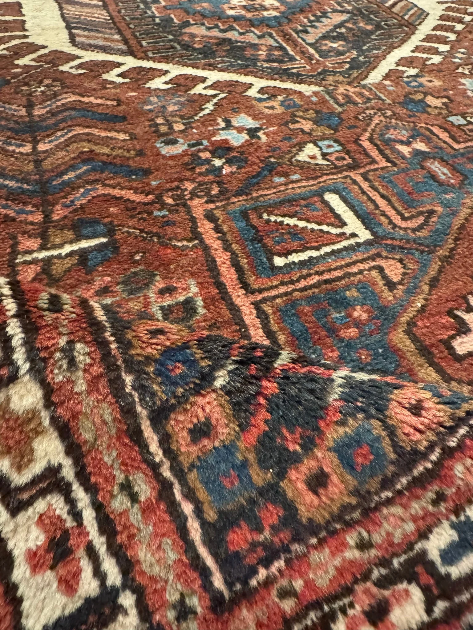 Karajeh Heriz Rug | 4'7" x 6'6" - photo 9
