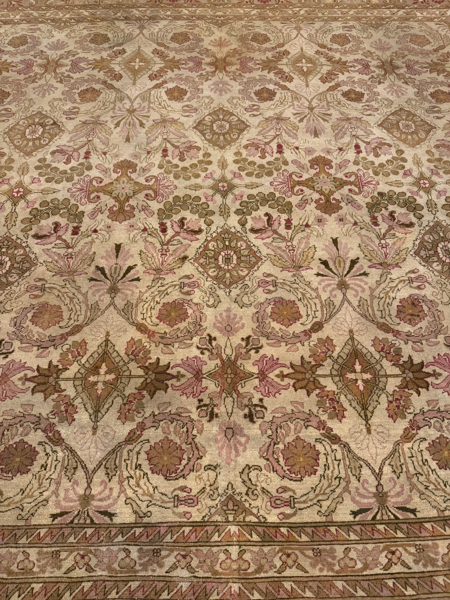 Antique Fine Agra Rug  | 10'6" x 10'8" - photo 6