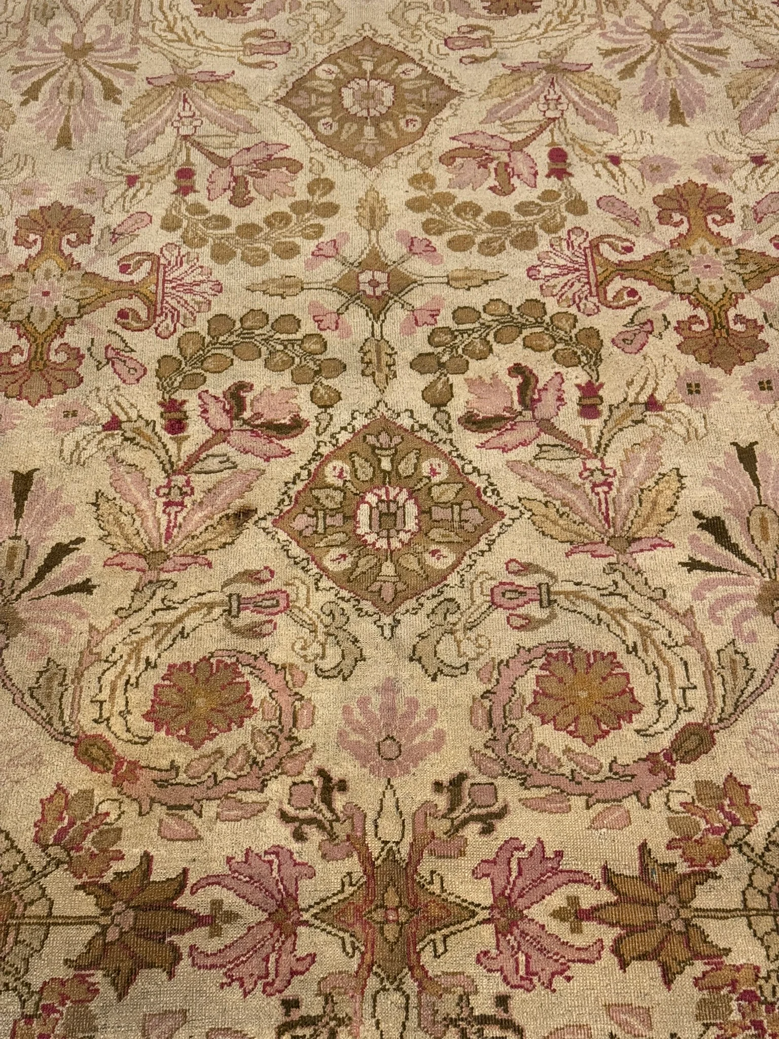 Antique Fine Agra Rug  | 10'6" x 10'8" - photo 7