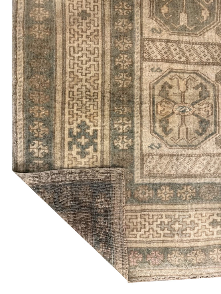 Vintage Oushak Rug | 3'11" x 6'4" - photo 5