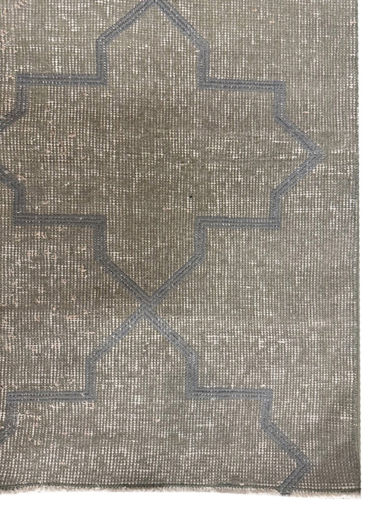 Vintage Turkish Rug | 3'2" X 6'1" - photo 6