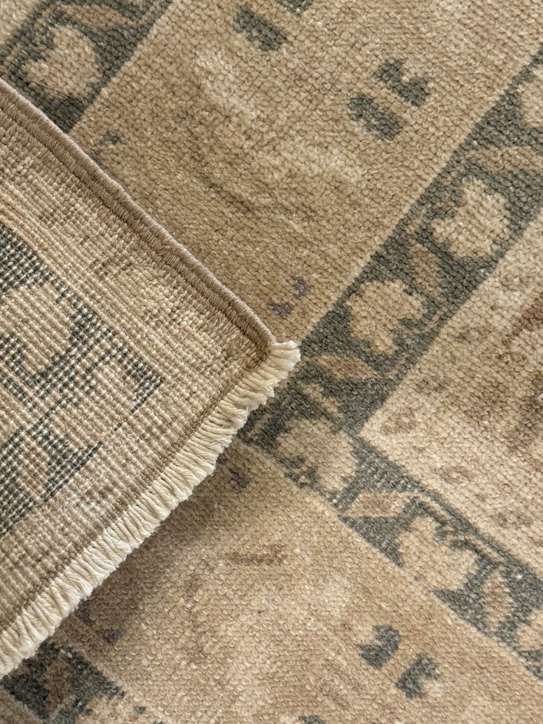 Vintage Oushak Rug | 5'4" X 9'6" - photo 6