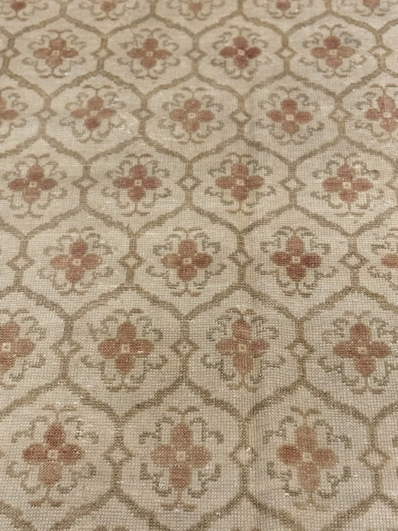 Vintage Turkish Rug | 4'9" X 8'11" - photo 9