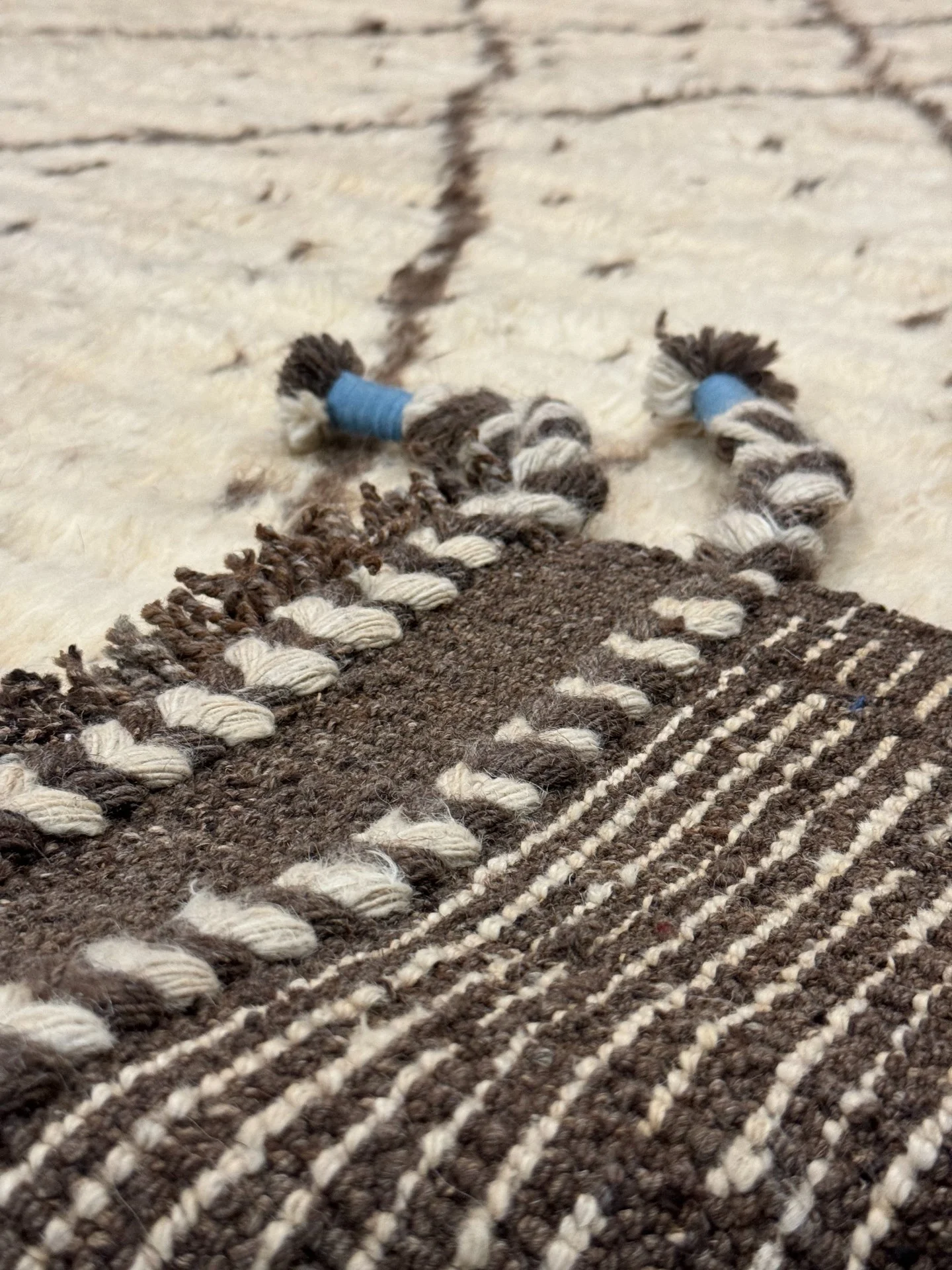 Moroccan Rug | 5'10" x 8'8" - photo 8