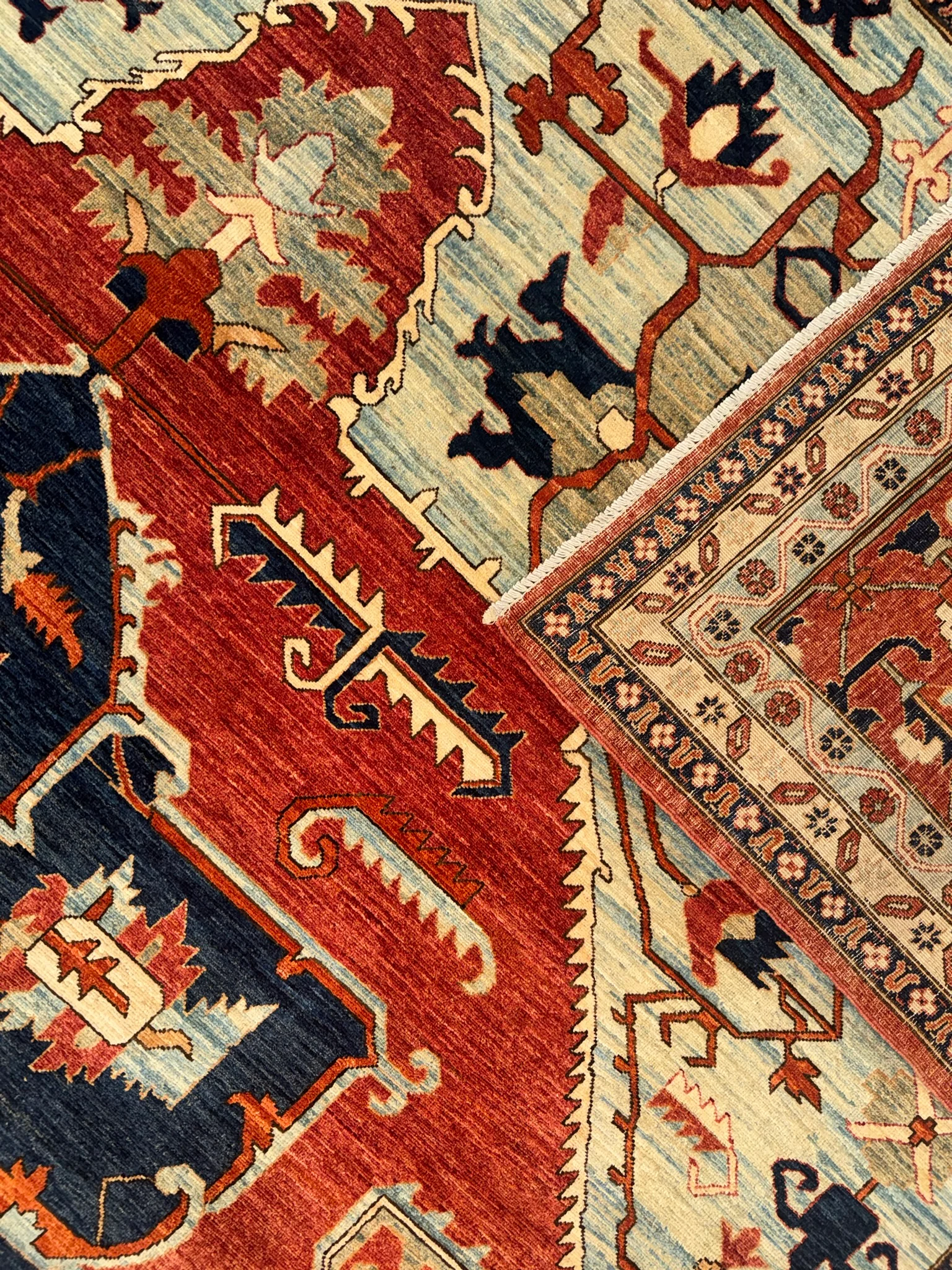 Fine Serapi Rug | 10'9" X 13'6" - photo 11